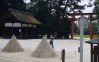 上賀茂神社 英語で特別参拝_a0063096_18512475.jpg