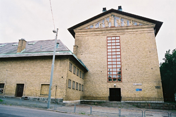 S5-カール・ヨーハン小学校  Karl Johan School (1915~24) E.Gunnar Asplund / Goeteborg Sweden  No.1/6_c0044801_17314521.jpg