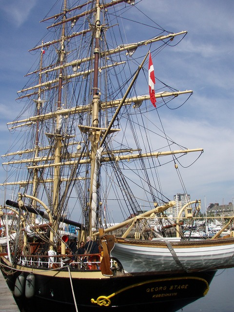 康次郎の世界一周Ship\'s Log 8-6 Ⅱ_d0073005_3285417.jpg