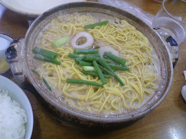 鍋焼きラーメン専門店 橋本食堂_a0077663_1864629.jpg