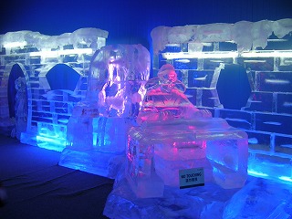 太古城中心　哈爾濱冰燈節（Harbin Ice Lantern Festival）_c0008439_901568.jpg