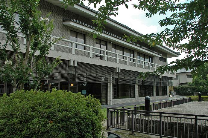 太宰府市 文化ふれあい館_a0042310_9575810.jpg