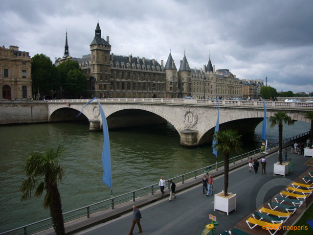 ■PARIS-PLAGE2006パリ・プラージュ最終日_a0008105_22172975.jpg