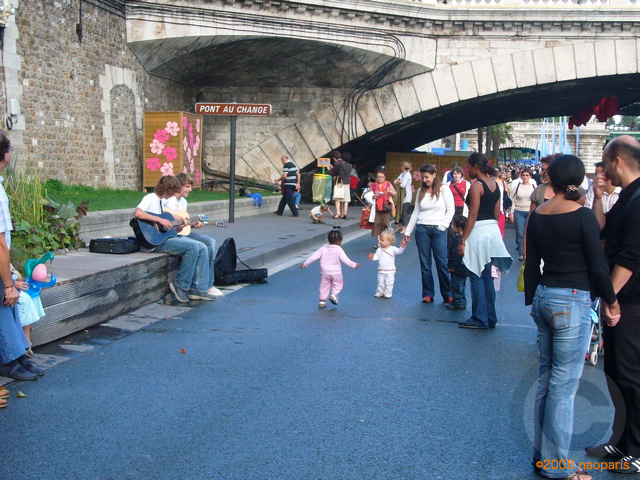 ■PARIS-PLAGE2006パリ・プラージュ最終日_a0008105_22231936.jpg
