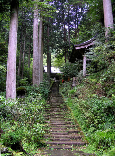 岩屋山 志明院1_e0048413_21342097.jpg