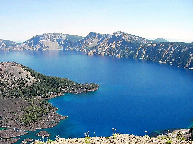 クレーター レイク (Crater Lake) は遠かった_e0061902_12131396.jpg