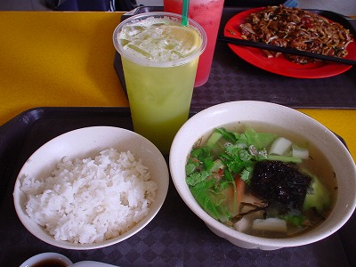 スライスフィッシュスープ（ZION RIVER SIDE FOOD CENTRE）_e0005818_126195.jpg