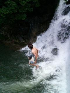 e0012861_04743.jpg