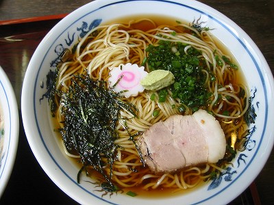 蕎麦屋の冷たいラーメン　（角屋：焼津市）_b0007571_13414958.jpg