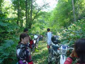 「ENDURODAYS管理人と行くウキウキ山散策ツアー」_e0022736_9432428.jpg