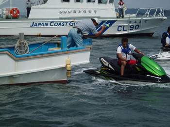 合同パトロール_a0077071_9184019.jpg