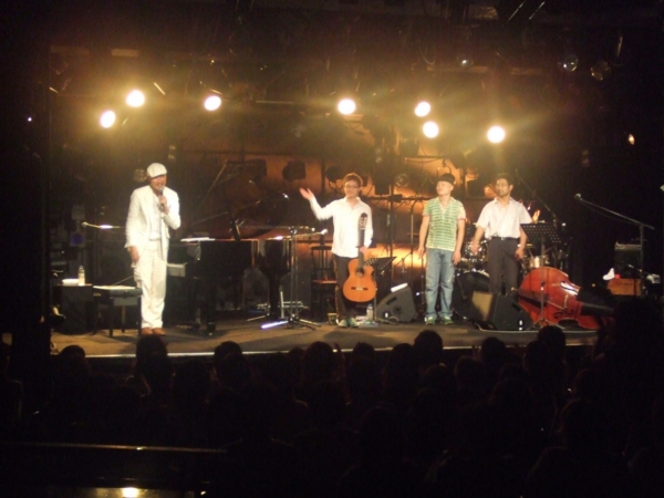 Travelin\' LIVE @ 名古屋CLUB QUATTRO 2006.8.25._a0072337_1961072.jpg