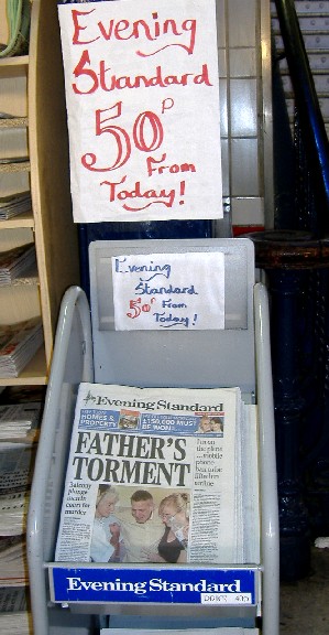 ロンドンの無料紙「戦争」 一紙が発売開始_c0016826_1551568.jpg