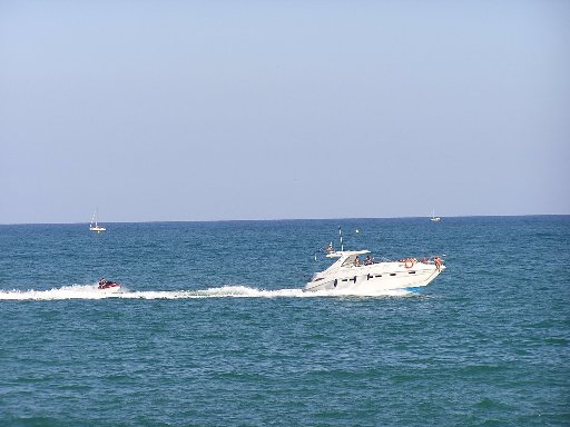 Beach in Barcelona_b0016836_18202161.jpg