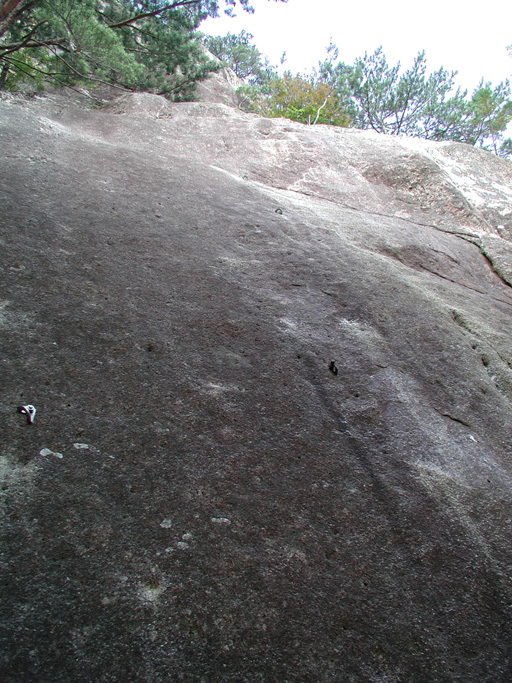 2006年9月2-3日、小川山、烏帽子岩本峰西面_b0037220_23343716.jpg