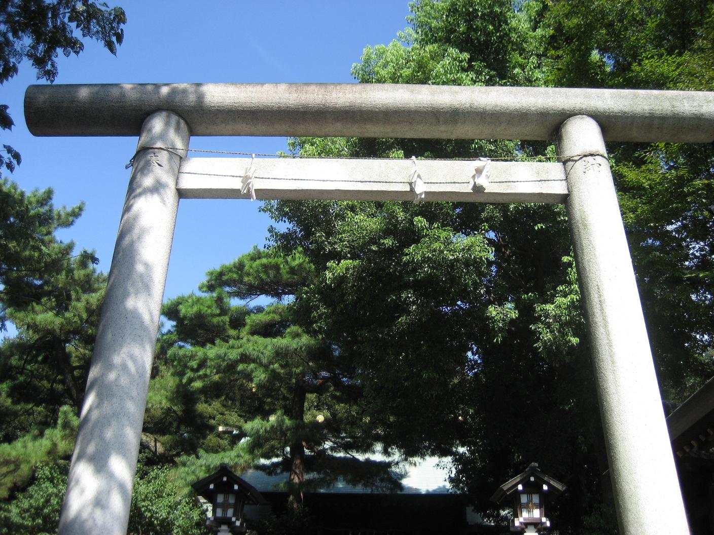 散歩マニア　用賀神社_c0049825_0394081.jpg