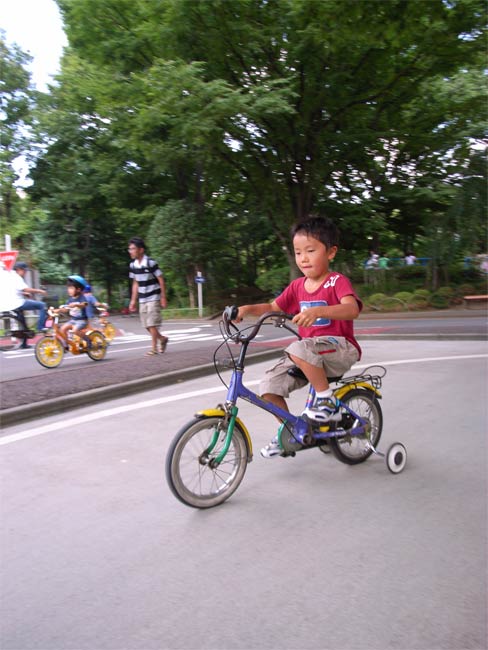 自転車　特訓中_e0065086_9274180.jpg