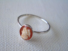 Mini cameo ring_f0009782_952115.jpg