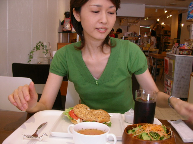 2006/08/21（月） ガオちゃんとの再会（その１）_b0097394_1046502.jpg