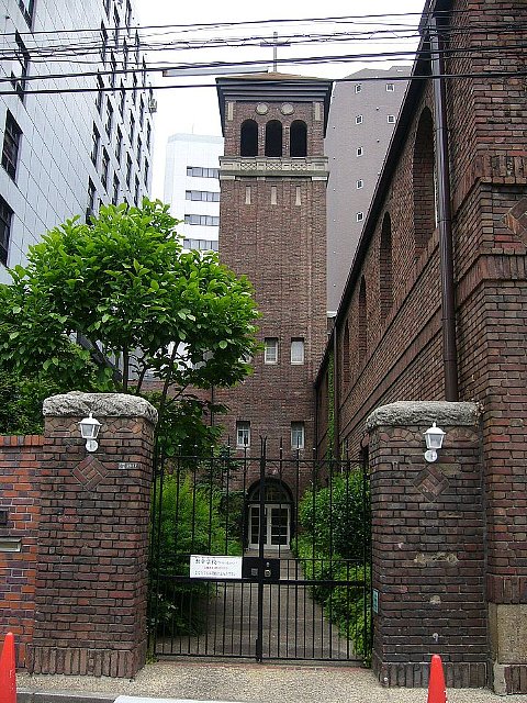 日本基督教団 大阪教会 : ヴォーリズを訪ねて