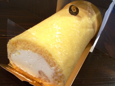 豆腐ディップスとロールケーキ_c0066553_0385177.jpg