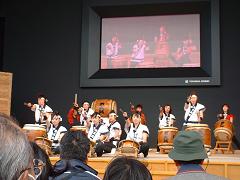 d0094157_12374.jpg