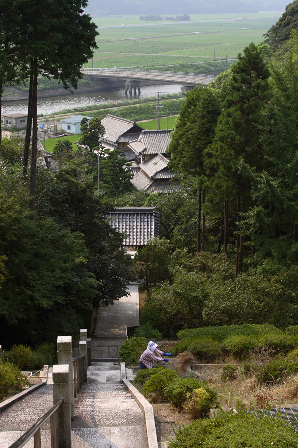 宗像市の鎮国寺にて_c0007190_2011893.jpg