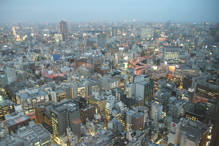 東京の夕景。_b0022268_2318175.jpg