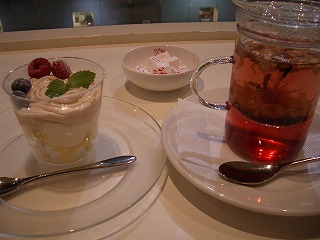 ９月の「FLAGS Cafe（フラッグスカフェ）」_a0066258_21164717.jpg