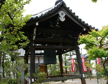 a0045381_19921100.jpg