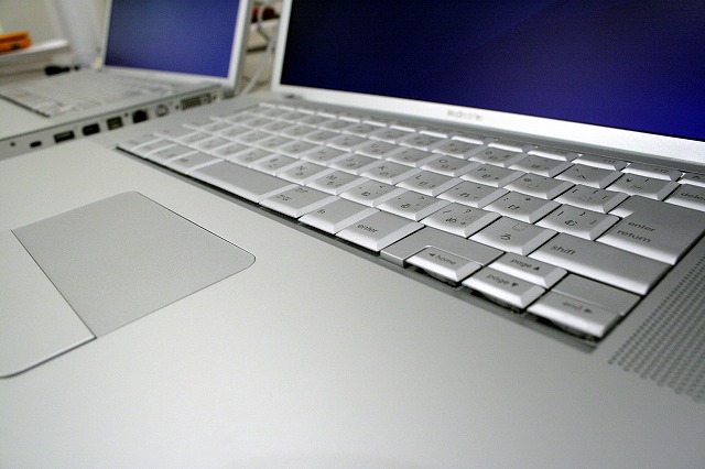 MacBookProという機械があります_e0052984_1552633.jpg