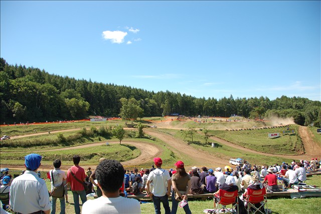 e0045345_30437.jpg