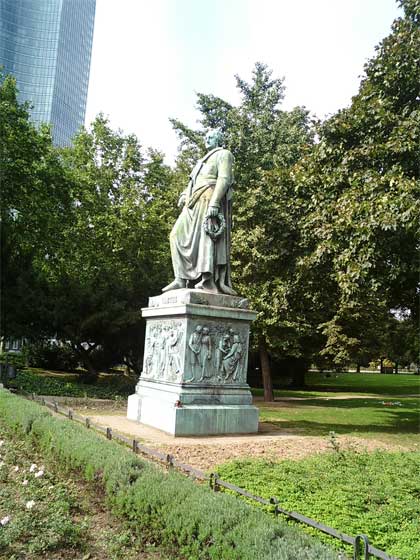 f0036603_2261384.jpg