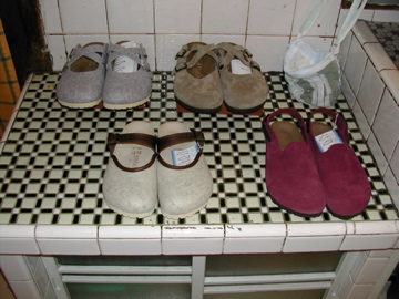 The Living Tradition    -  Shoes  -_d0000298_14282341.jpg