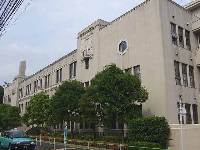 港区の東洋英和女学院_c0094541_13482622.jpg