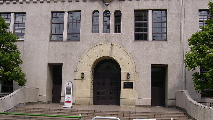 港区の東洋英和女学院_c0094541_1357595.jpg