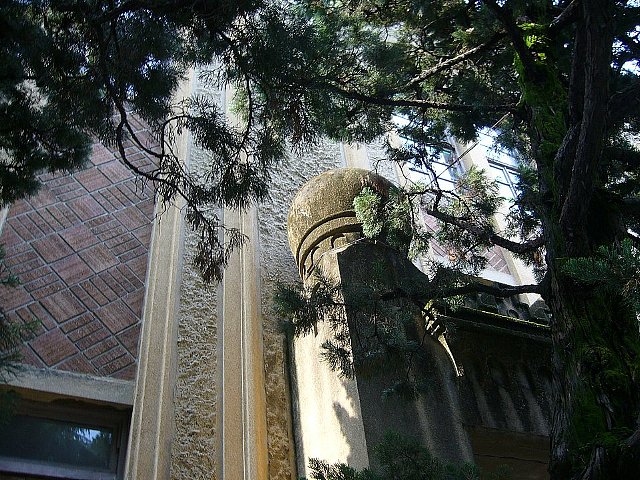 高槻の大阪医科大学付属看護専門学校_c0094541_14172991.jpg
