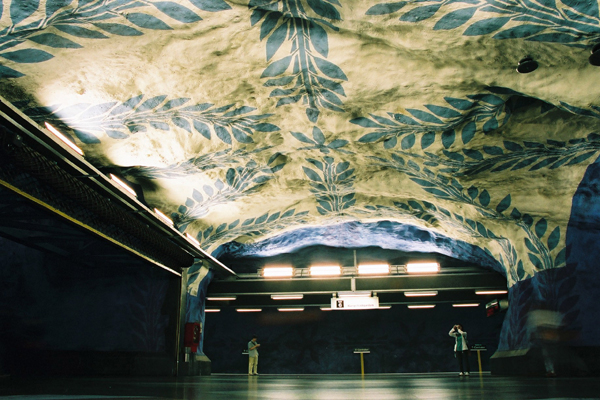 地下鉄駅の装飾  Paintings of Metro Kungstradgatan Station (1986) / Stockholm Sweden  No.2/3 _c0044801_11355344.jpg