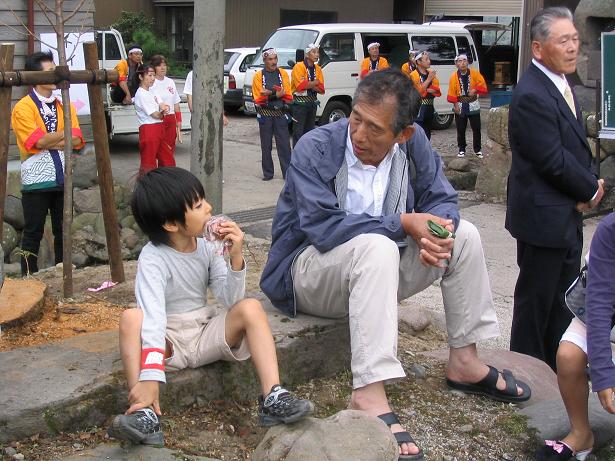 小坂八幡社手水舎・参道　竣工式_b0062748_22533174.jpg