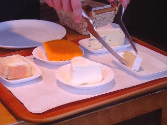 「L\'Ami ｄｕ Cａｍｅｍｂｅｒｔ」のランチ_b0075888_213228.jpg