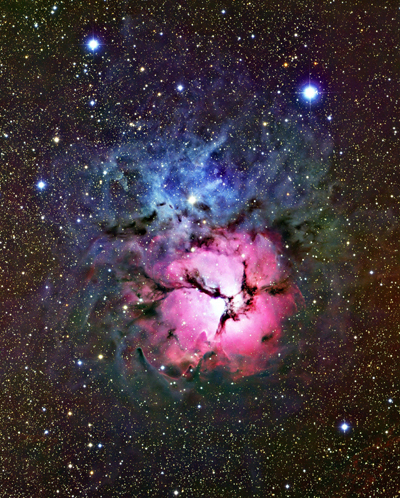 フォルバーグ、そしてNASAの写真映像 アートと科学が共存する「はじめての宇宙の歩き方」展_d0083899_213219.jpg