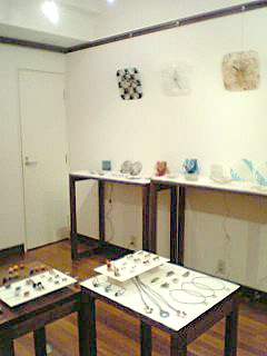 本日搬入。28日から個展スタート。_d0055515_0164269.jpg