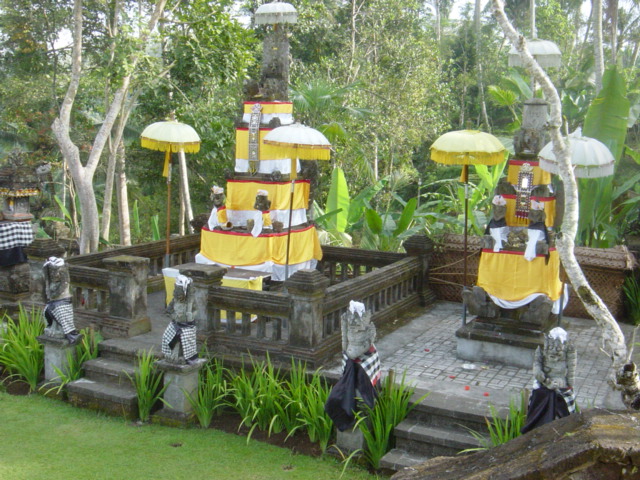 f0036857_005495.jpg