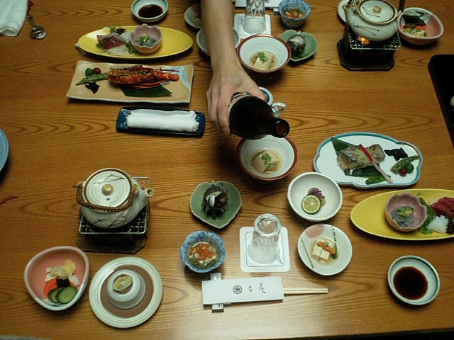 夕食が６時なんて…_f0054859_19591317.jpg