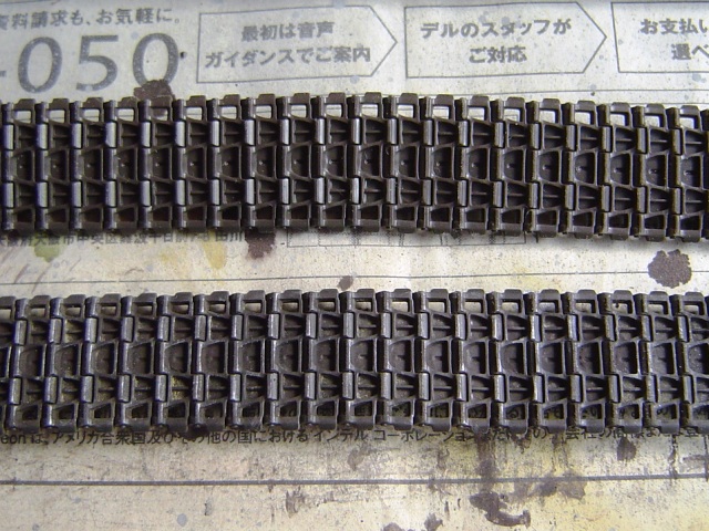 ベルト式キャタピラが鉄に見えたらええなぁ～作戦。　～田宮模型1/35 M26 PERSHING～_c0034902_1463477.jpg
