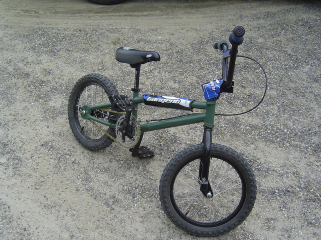 e0008538_22381152.jpg