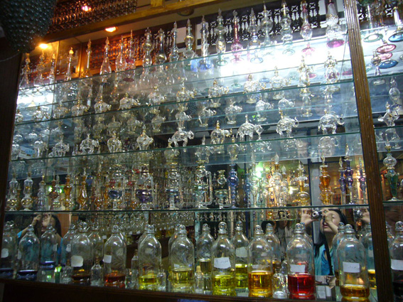 酷暑エジプト旅行記(12) アスワン/石切り場・ダム_b0025511_2310312.jpg