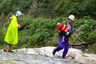 ● 初心者でもできる沢登り (島根県六日市長瀬峡)_a0033733_1220251.jpg