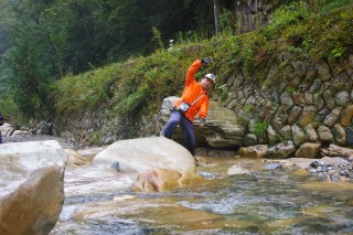 ● 初心者でもできる沢登り (島根県六日市長瀬峡)_a0033733_12245331.jpg