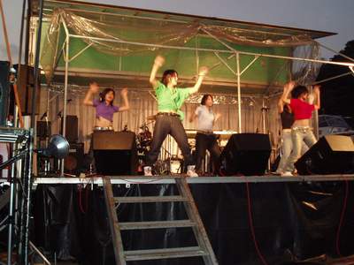 青い羽根チャリティー マリーナサンセットライブ2006本番_a0077071_13371722.jpg